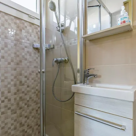 Mobile Luxury Premium-4 By Interhome * プーラ
