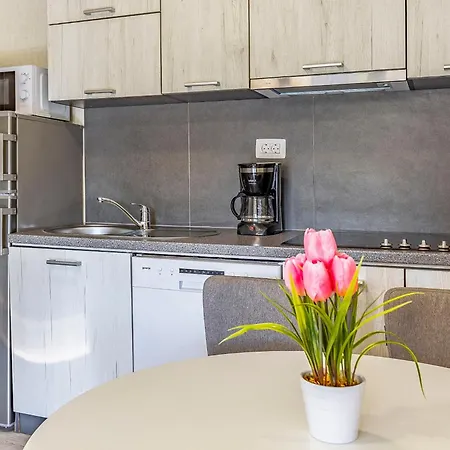 Vakantiehuis Luxury Premium-4 By Interhome Pula